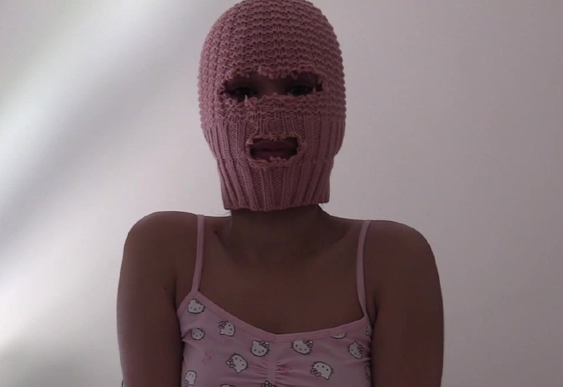 PutaLocura.com - La Chica Femen - Anonimas [HD 720p]