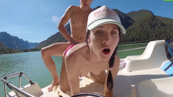 Good fuck on a boat 1080p
