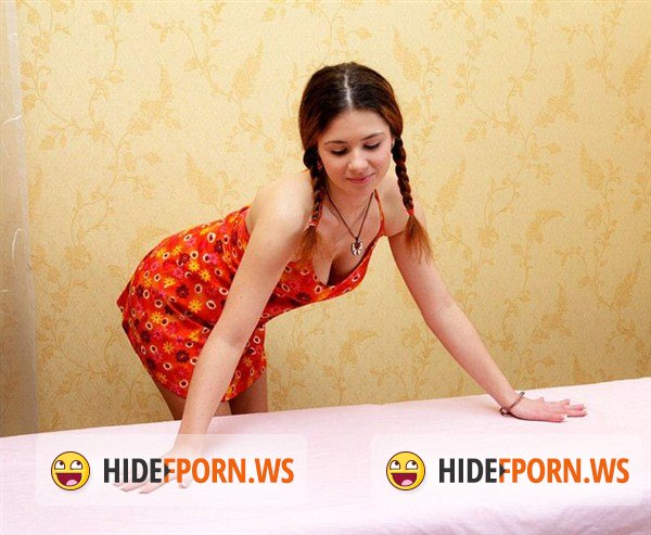 RubATeen.com/TeamSkeet.com - Lara - My First Massage [HD 720p]