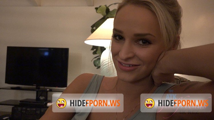 ATKGirlfriends.com - Emma Hix - Virtual Vacation Hawaii 2/16 [FullHD 1080p]