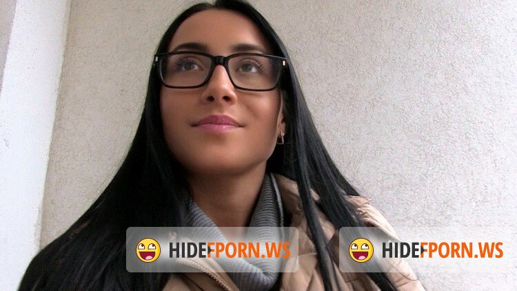 PublicPickUps.com/Mofos.com - Anna Rose - Strangers Fuck in the Stairwell [FullHD 1080p]