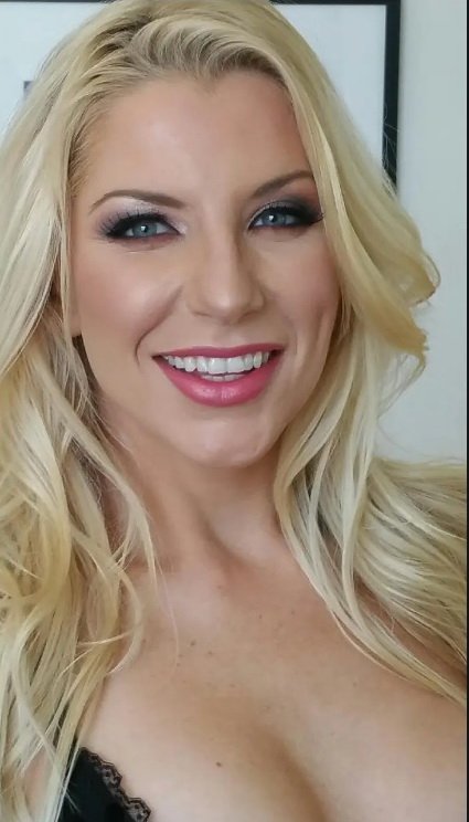 FuckingMachines.com/Kink.com - Ashley Fires - 8816 [HD 720p]