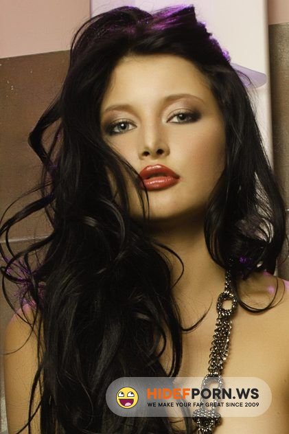 ZTOD - Anna Polina - Mademoiselle de Paris [SD 406p]