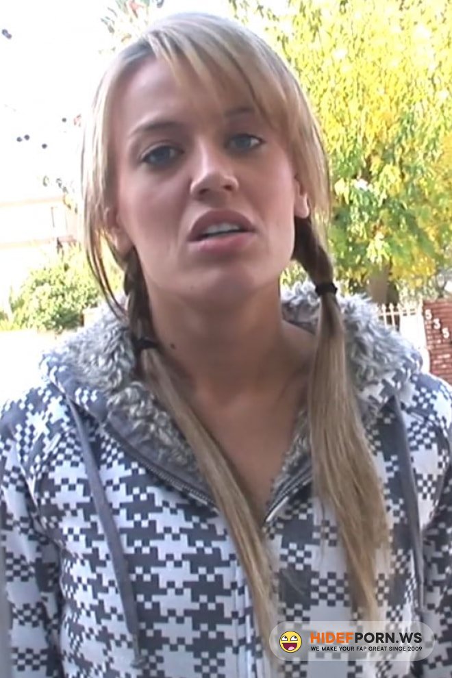 Hushpass.com - Holly - Holly Has Her Asshole Put Into Another Zip Code [FullHD 1080p]