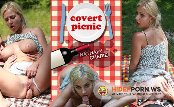 HoliVR - Natalie Cherie - Covert Picnic [UltraHD 2K 1920p]
