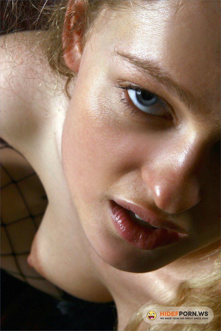 Amateurporn.cc - Olya Funtic - Russian Girl Suck Cock [SD 416p]