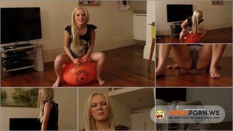 WettingHerPanties.com - Unknown - Tight Panties [SD 442p]