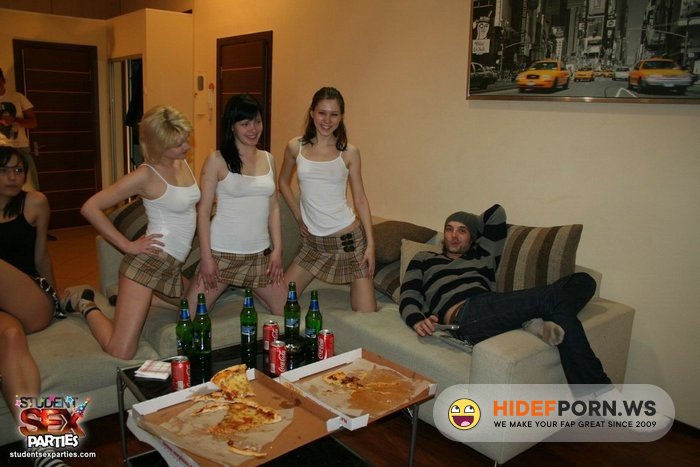 StudentSexParties.com - Student - School uniform girls drop in [HD 720p]