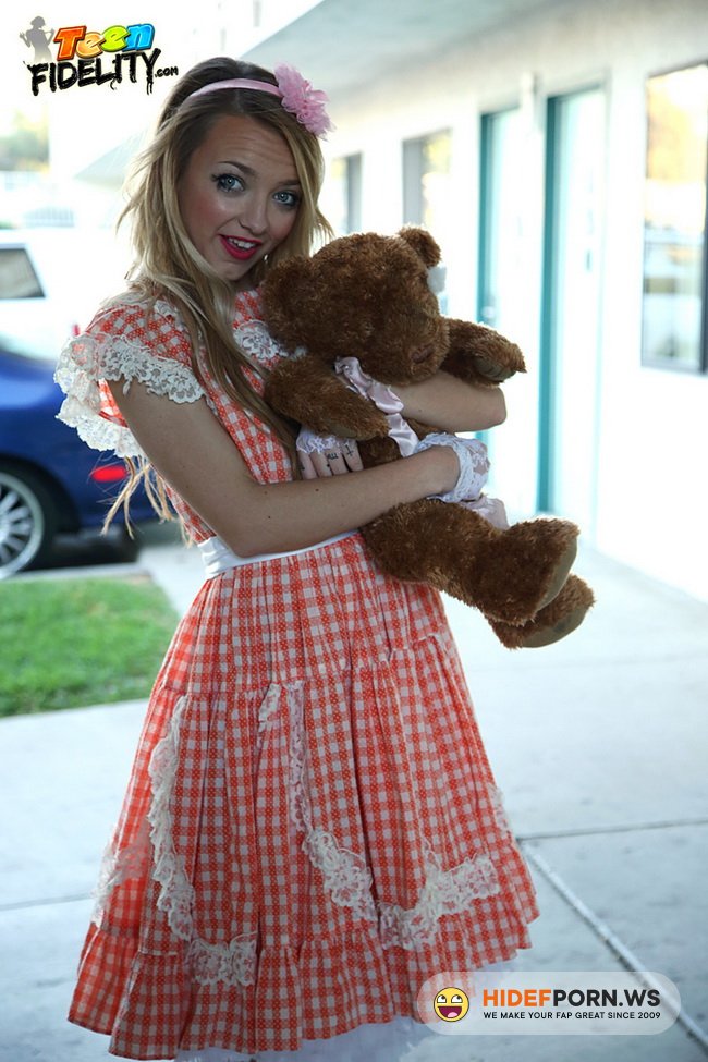 TeenFidelity.com - Carmen Callaway - Aventures of Teddy Bear 2 [HD 720p]
