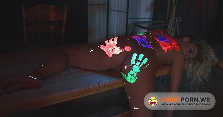 XDominant.com - Sofi Goldfinger - Colorful Sofi [FullHD 1080p]
