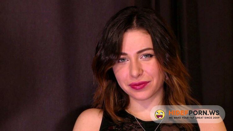 JacquieEtMichelTV.net/Indecentes-Voisines.com - Irina - Belle et sucree! [FullHD 1080p]