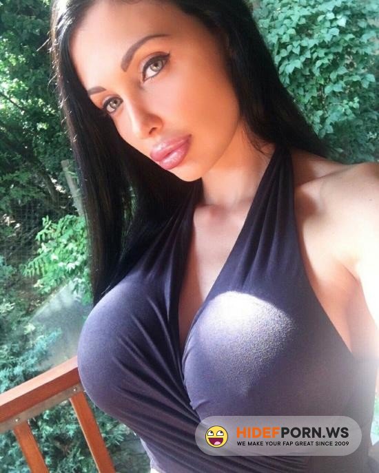 Private.com - Aletta Ocean - Big Tits Babe Porn Quen [HD 720p]