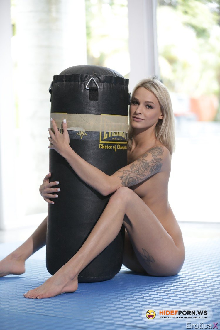 EroticaX.com - Emma Hix - Master Student [FullHD 1080p]