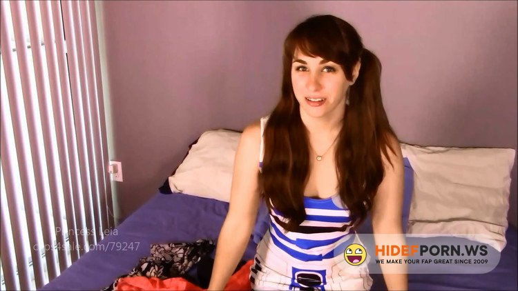 Princess Leia/Clips4sale.com - Princess Leia - Wearing Mommys Dress [FullHD 1080p]