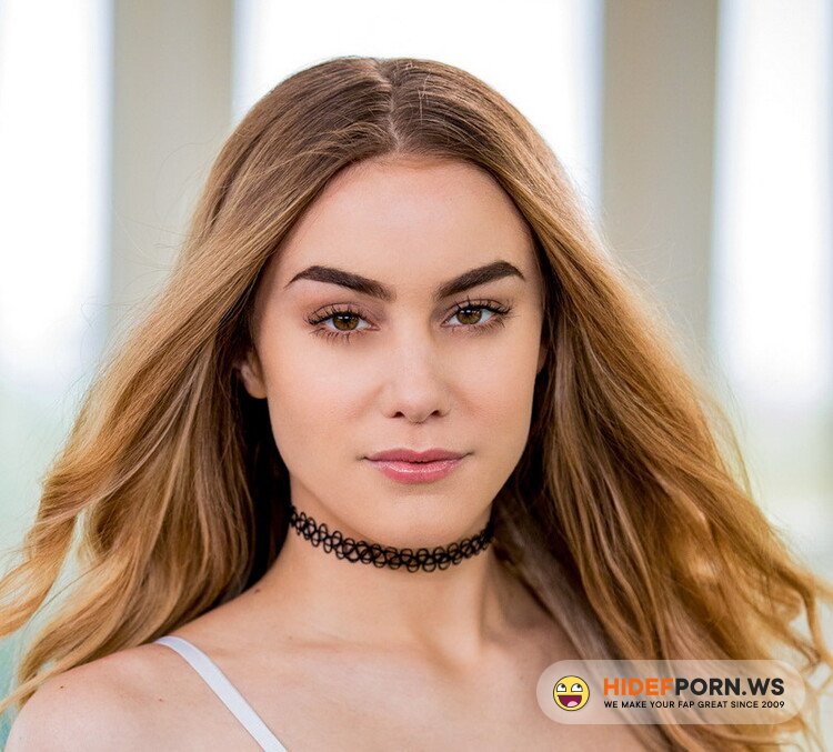 Blacked.com - Sinderella - Layover Hook-Up [FullHD 1080p]