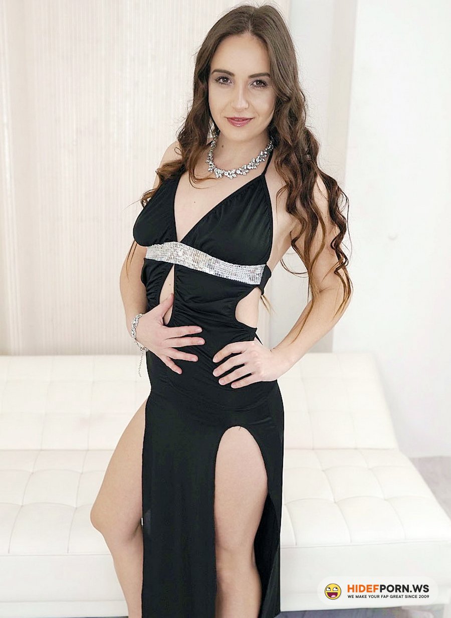 LegalPorno.com - Lenna Ross - Lenna Ross First Time To LP, First Time With 4 Guys And First Time Piss (DP, Piss, Anal, 4 On 1, Facial Cumshot) NF067 [UltraHD 4K]