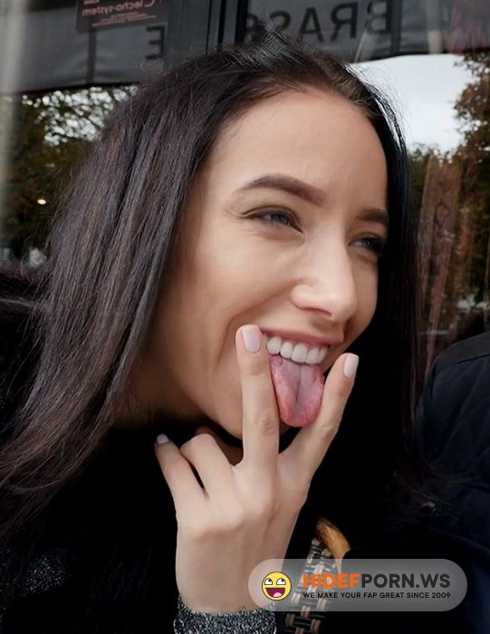 JacquieEtMichelTV.net/Indecentes-Voisines.com - Lola Bulgari - Alina, 21ans, decouvre la France ! [FullHD 1080p]