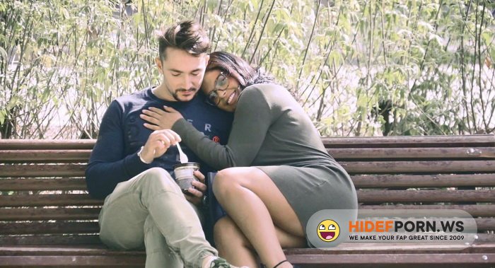 FamilyStrokes.com - Kesha Ortega, Sheyla Ortega - Comparte Con Tu Hermanita [FullHD 1080p]