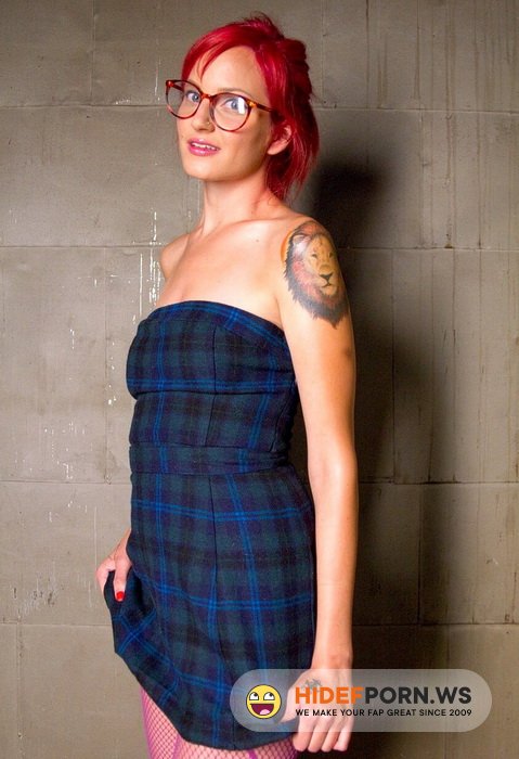 BoundGangBangs.com/Kink.com - Phoenix Askani - Art Student Gangbang in Freight Elevator [HD 720p]