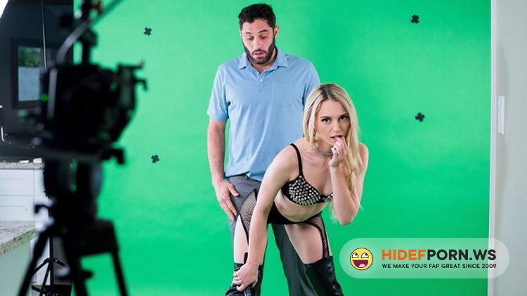 StepSiblingsCaught - Lily Larimar - I think im still on the Air. his Dick Feels so Good Though. S1:E6 [FullHD 1080p]