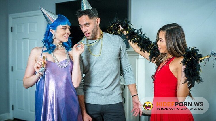 MyFamilyPies - Vina Sky, Jewelz Blu - Step Cousin wait, you two are Carpet Munchers?! S17:E2 [UltraHD 4K 2160p]
