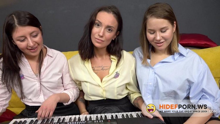 Lifeselector.com/21roles.com - Mary Frost aka Hazel Dew, Amalia Davis, Julia Moon aka Rin White - Having Fun With Julia Moon, Friends [FullHD 1080p]