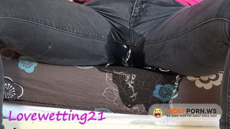 Porn.com - Lovewetting21 - Stuck on the phone too late she pees in her jeans and... [FullHD 1080p]