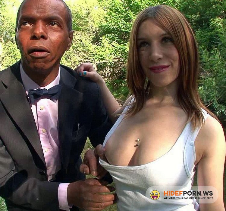 JacquieEtMichelTV.net - Brenda Boop - Brenda en redemande ! [FullHD 1080p]