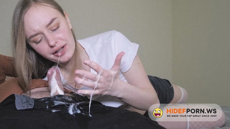 OnlyFans.com - HotCumChallenge - Multiple Huge Cumshot in Step-Daughter Mouth - Blowjob Therapy [FullHD 1080p]