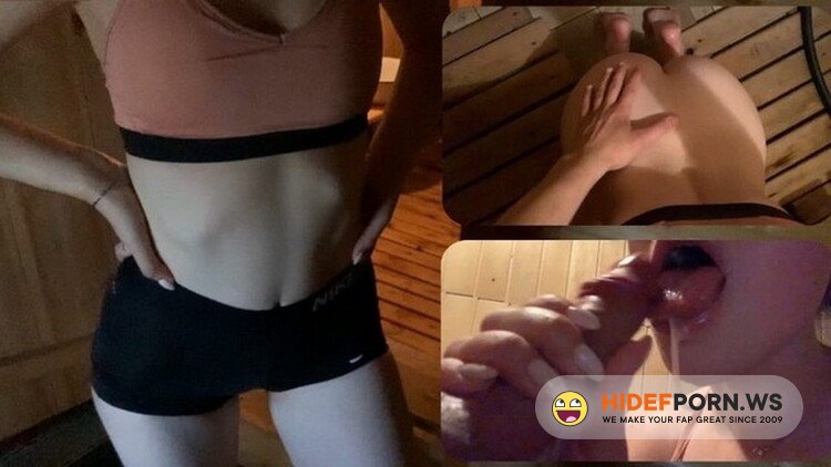 OnlyFans.com - Capella Hot - Athletic girl gives a Blowjob in the sauna. Cum in mouth [UltraHD 4K 2160p]