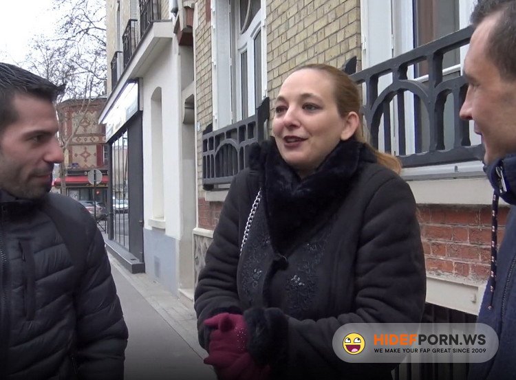 JacquieEtMichelTV.net - Jenna - Deux mecs pour Jenna gourmande patentee [FullHD 1080p]