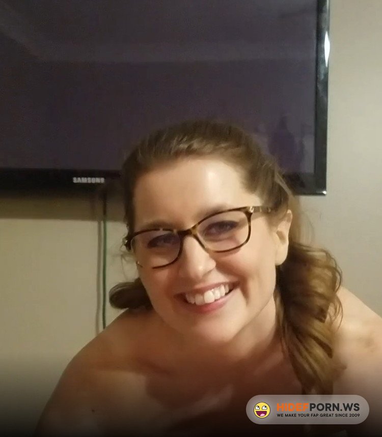 ManyVids.com - KCupQueen - Blowjob Between My Huge Titties [FullHD 1080p]