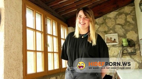 JacquieEtMichelTV - Davina - 18 Student Counted French [2021/SD]
