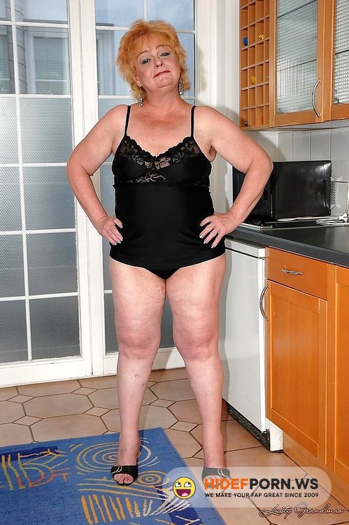 LustyGrandmas/21Sextreme/21Sextury - Harriett - Army grandma [SD 540p]