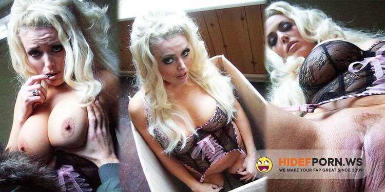 PascalsSubSluts.com - Rebecca Jane Smyth - Bitch in a Box [FullHD 1080p]