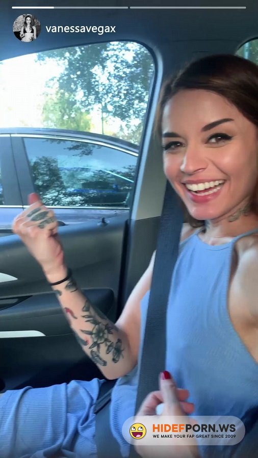 Amateurporn.cc - Vanessa Vega - Amateur Skateboarding and Squirting [FullHD 1080p]