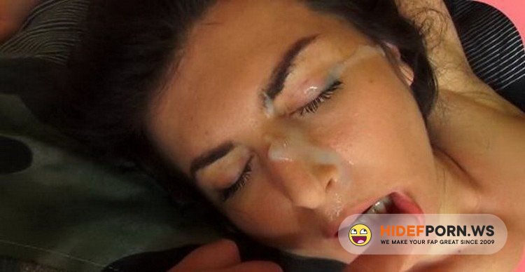Clips4Sale - Mom - Taking Advantage of Sleeping Mom [UltraHD 4K 2160p]