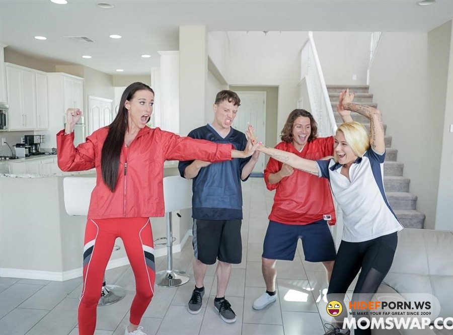 MomSwap - Sofie Marie, Cindy Crawford - A Lesson On Edging [2021/SD]