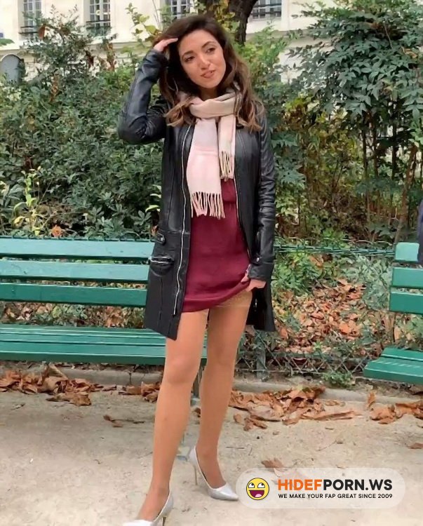 JacquieEtMichelTV.net/Indecentes-Voisines.com - Frida - A 28ans, Frida est plus que caliente [FullHD 1080p]