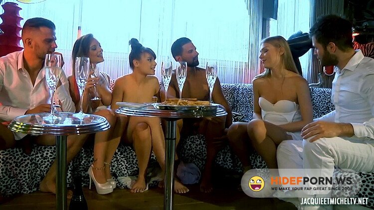 JacquieEtMichelTV.net/Indecentes-Voisines.com - Tiffany, Lucy Heart, Luna Rival - Partouze de reve entre Lucy, Luna et Tiffany ! [FullHD 1080p]