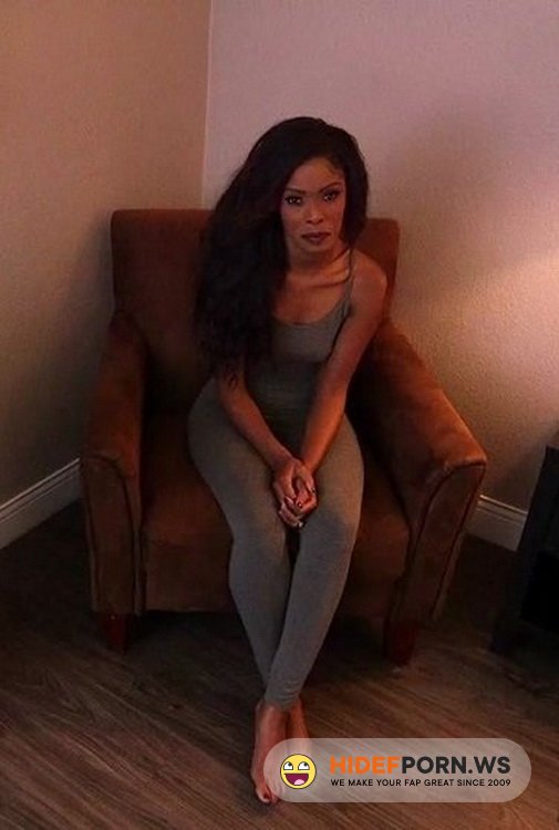MomPov.com - Rihanna - Little extra fun time with this baddie [FullHD 1080p]