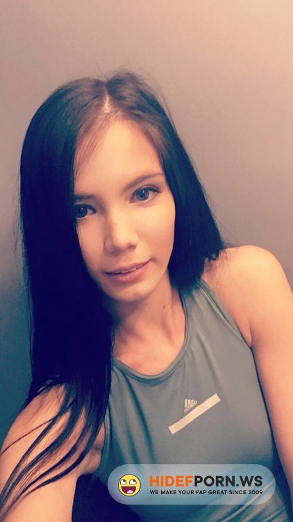 HeavyOnHotties.com - Lovenia Lux - Early Bird Gets The Dick [FullHD 1080p]