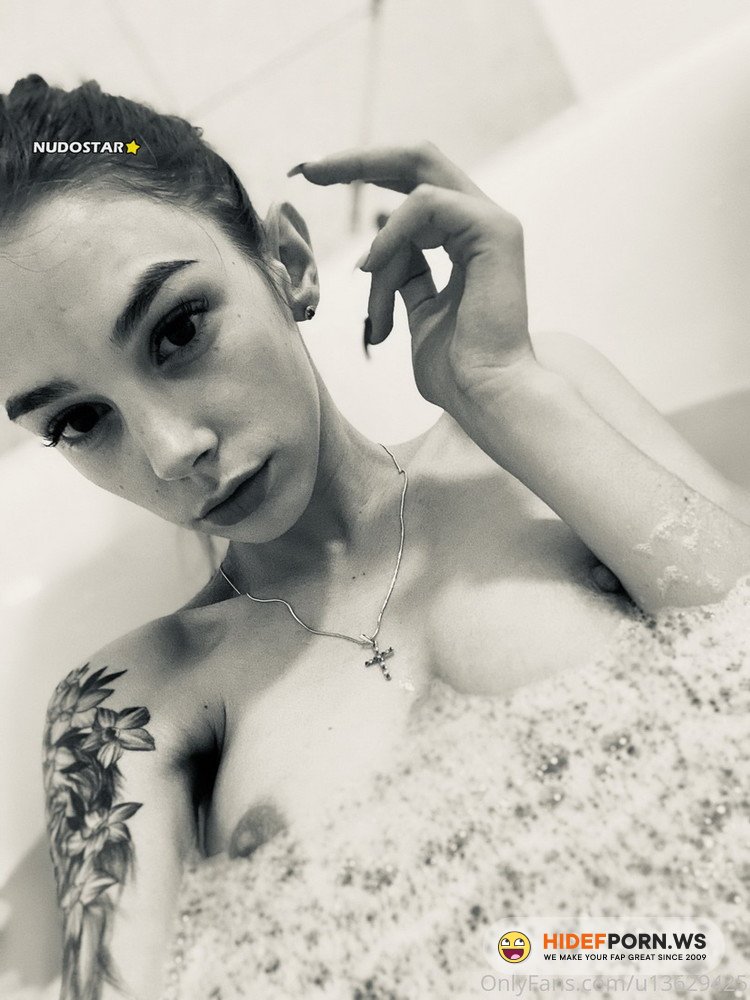OnlyFans.com - FallingDevil | @hotfallingdevil - Double penetration untill squirt and cum video [FullHD 1080p]