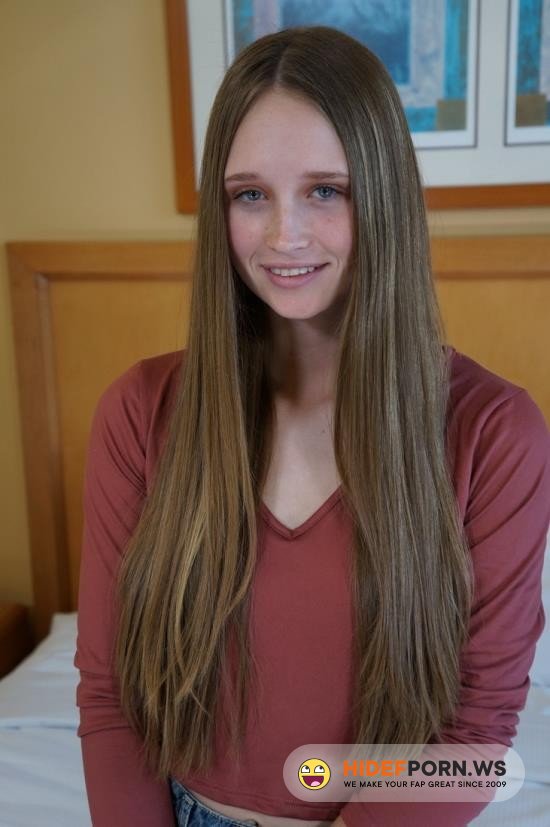 Amateurporn.cc - Kara Danvers - Porn Casting in Hootel [HD 720p]