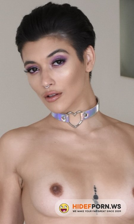 OnlyFans - Brooklyn Grayxxx - Some Intense Deepthroat Action Featuring the Amazing brooklyngrayxxx [FullHD 1080p]