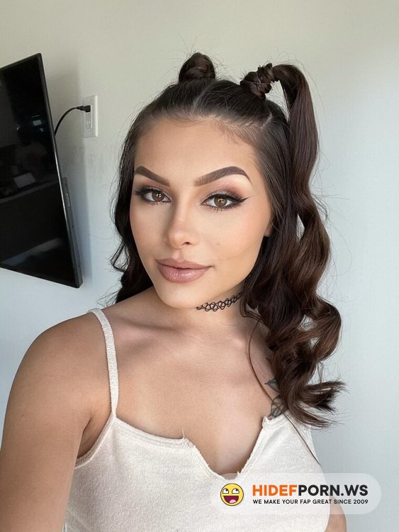 OnlyFans - Reyna DeLaCruz - Reyna DeLaCruz audition [FullHD 1080p]