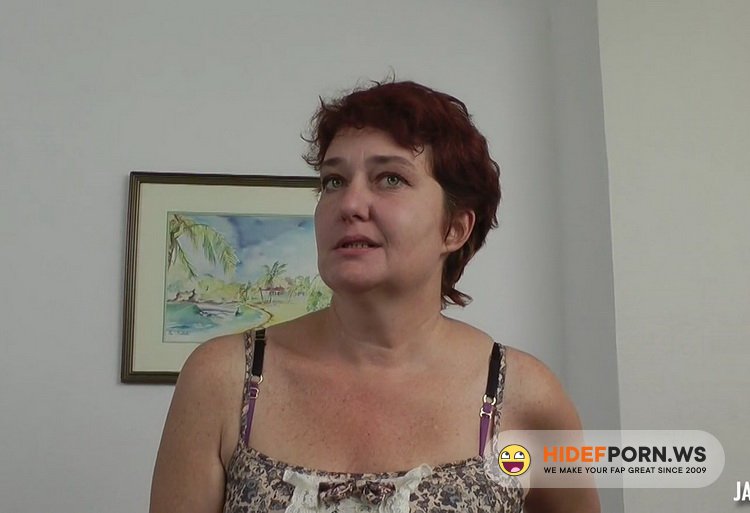 JacquieEtMichelTV - Valerie M - Valerie, cochonne mature [FullHD 1080p]