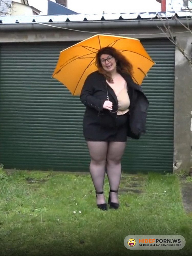 JacquieEtMichelTV.net/Indecentes-Voisines.com - Murielle - Murielle, 18ans, continue son apprentissage [FullHD 1080p]
