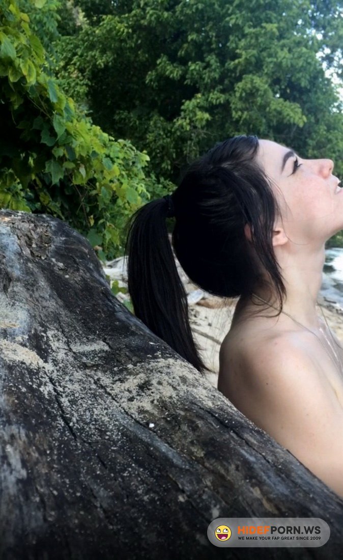 OnlyFans.com - Emily Grey - Driftwood Retired [UltraHD 4K 2160p]