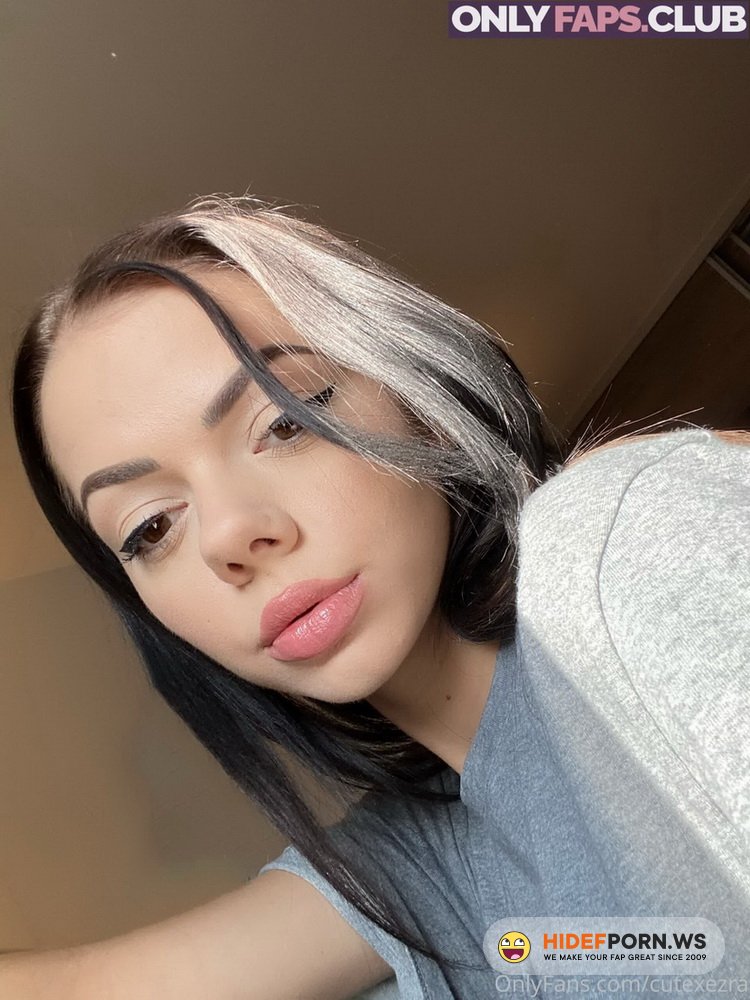 OnlyFans.com - CuteXezra - Put it inside me... I love how it feels Video [HD 720p]